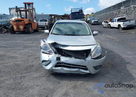 2016 Nissan Versa 1.6 S/1.6 S+/1.6 Sl/1.6 Sv z USA, uszkodzony, nr VIN 3N1CN7AP9GL827241